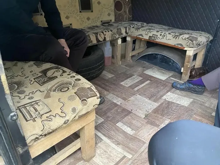 В Ленинградском районе пресекли опасную перевозку людей